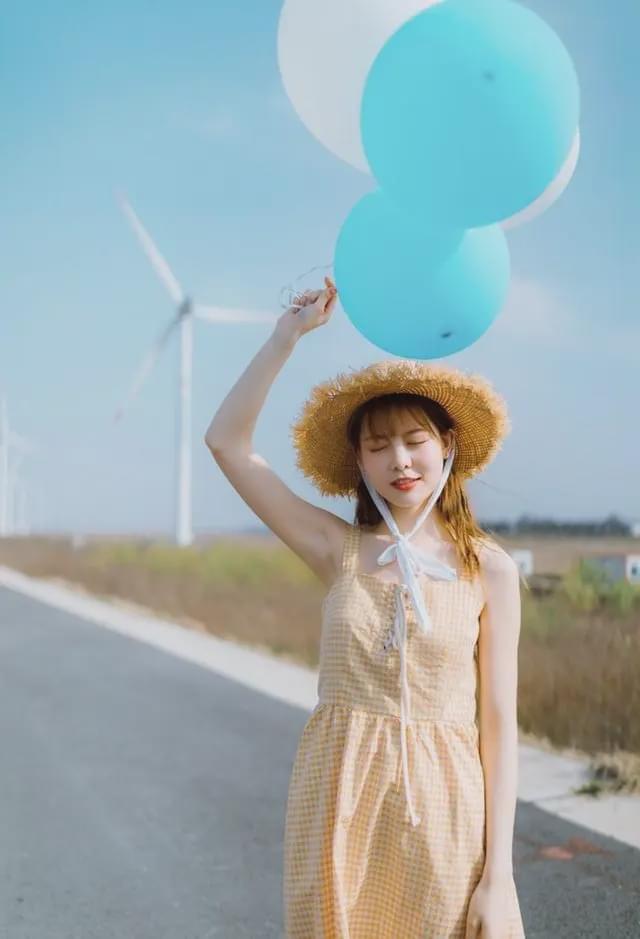 讲个人手机游戏的电影_四个人讲手机游戏_个人制作手机游戏