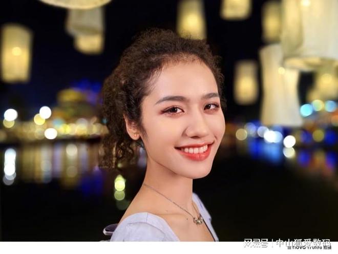 游戏手机曲屏_曲屏手机游戏设置_游戏曲面屏手机